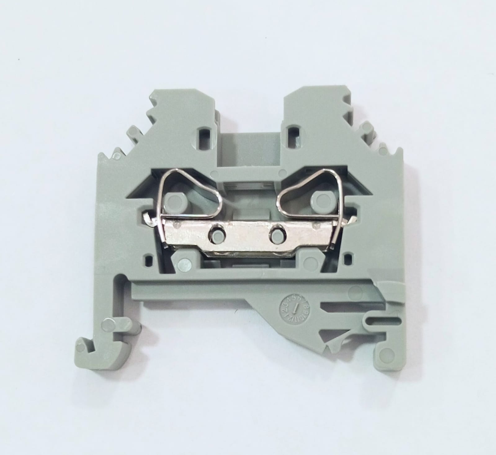 BM4-L2 CONECTOR DE PASSAGEM - CINZA METALTEX°°