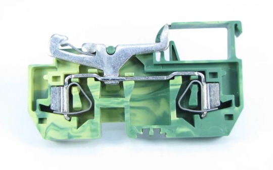 BM4-FT2 CONECTOR TERRA MOLA  METALTEX °°