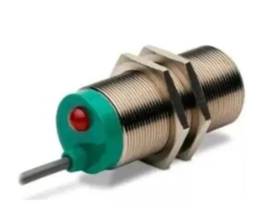 CHAVEADOR ELETRONICO  DIGITAL C/ ACIONAMENTO  AUT. POR DETECTOR  PROX. SENSOR OPT.  REF. SR3T-18G1LP2 WEG°°